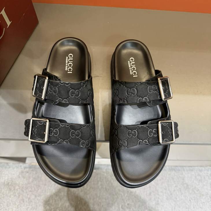 Picture of Gucci Slippers _SKUGuccisz38-45mnq02382378